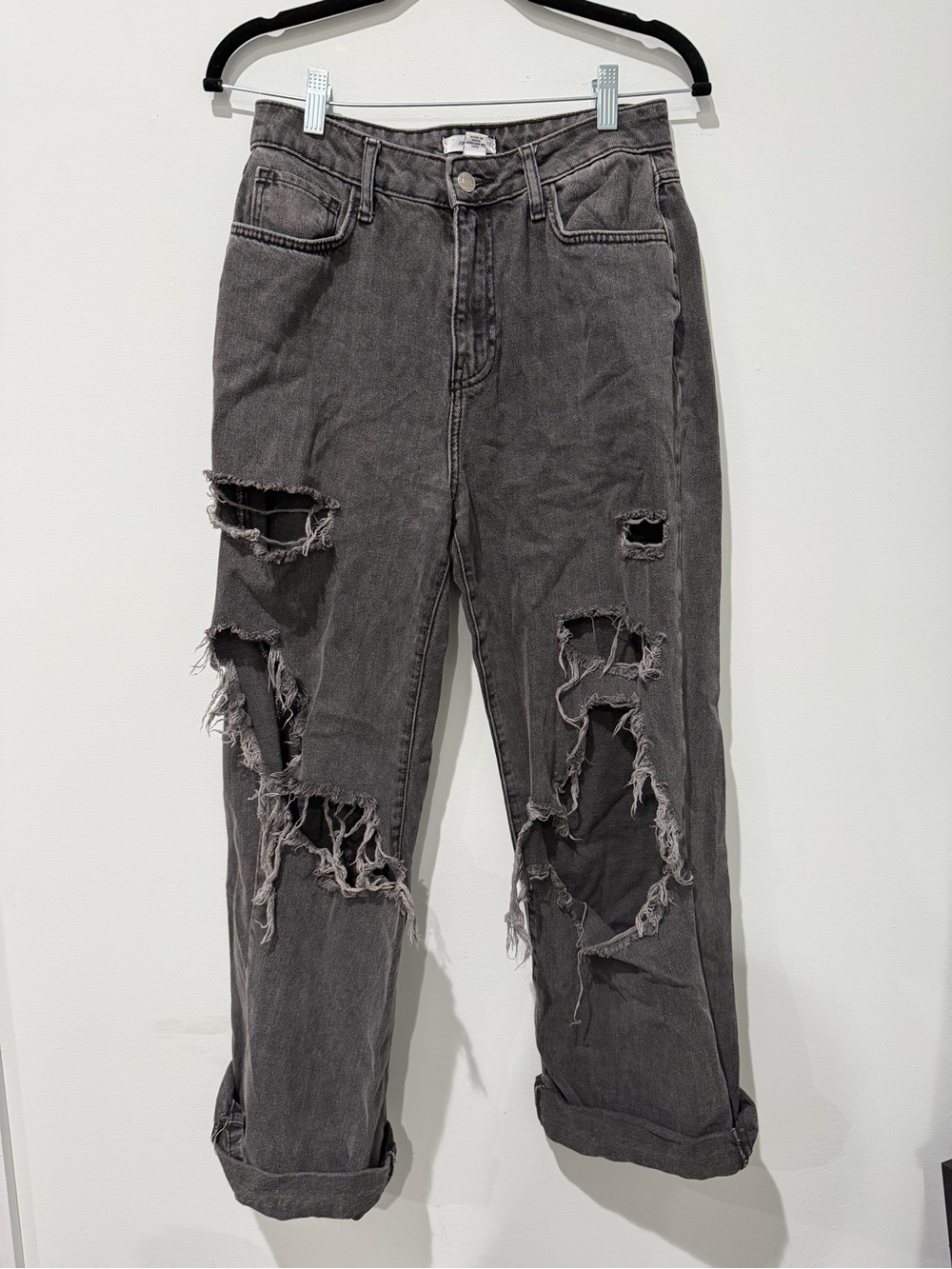 Forever 21 Men's Distressed Charcoal Gray Relaxed Jeans